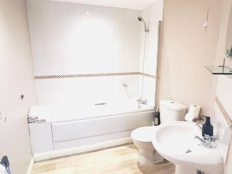 Starview Apartment 101 كول شيستر المظهر الخارجي الصورة